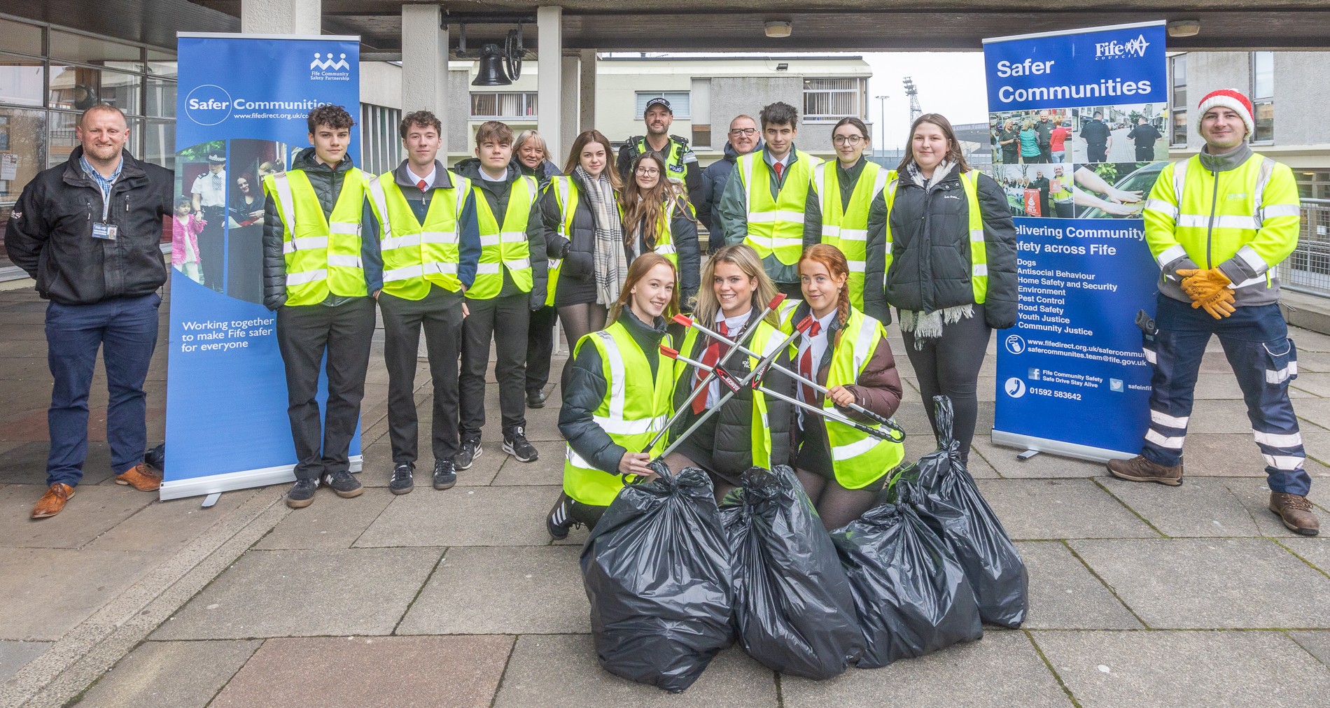 Litter pickers at Balwearie High School